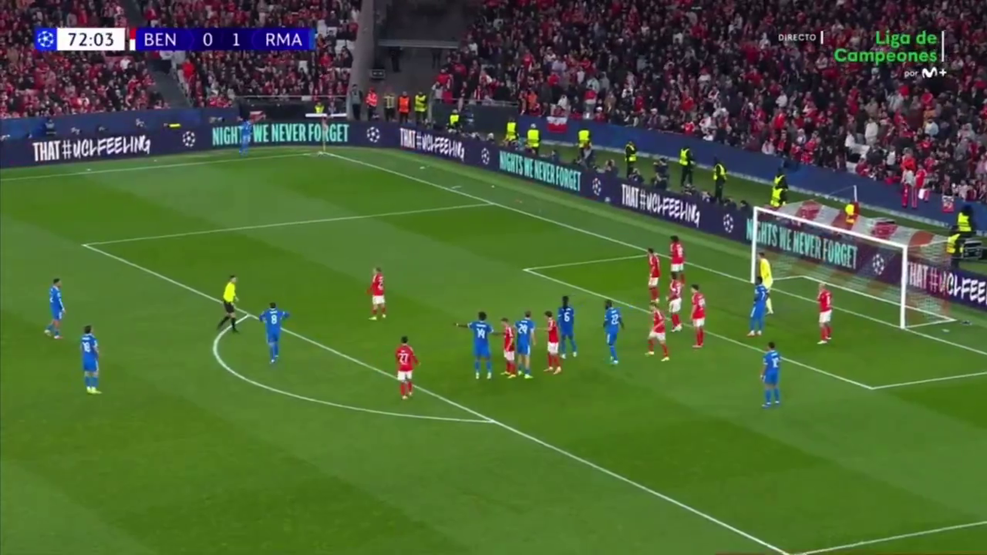 El gesto de Vinicius al árbitro