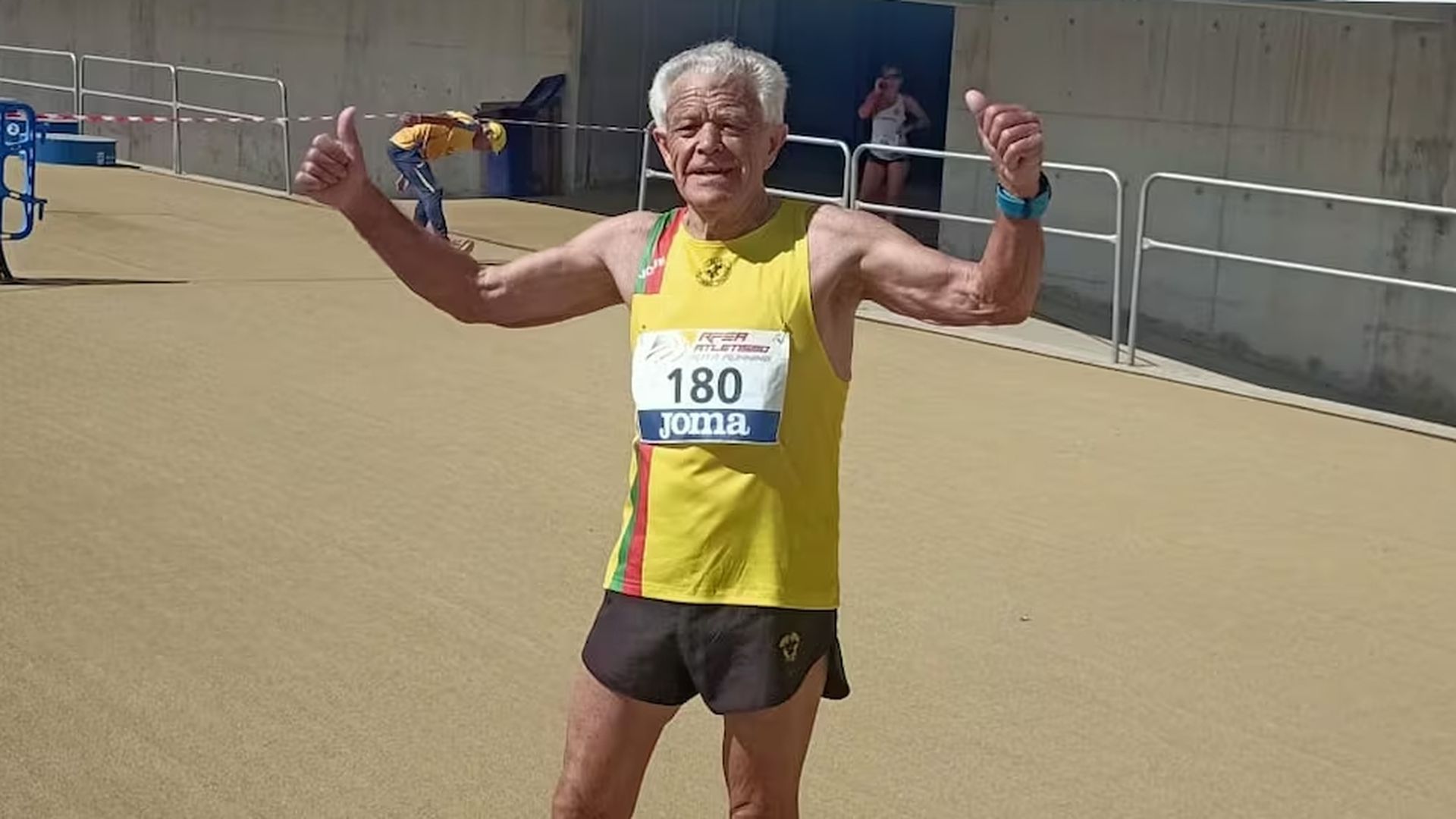 Juan López Alegría tras conseguir su récord del mundo