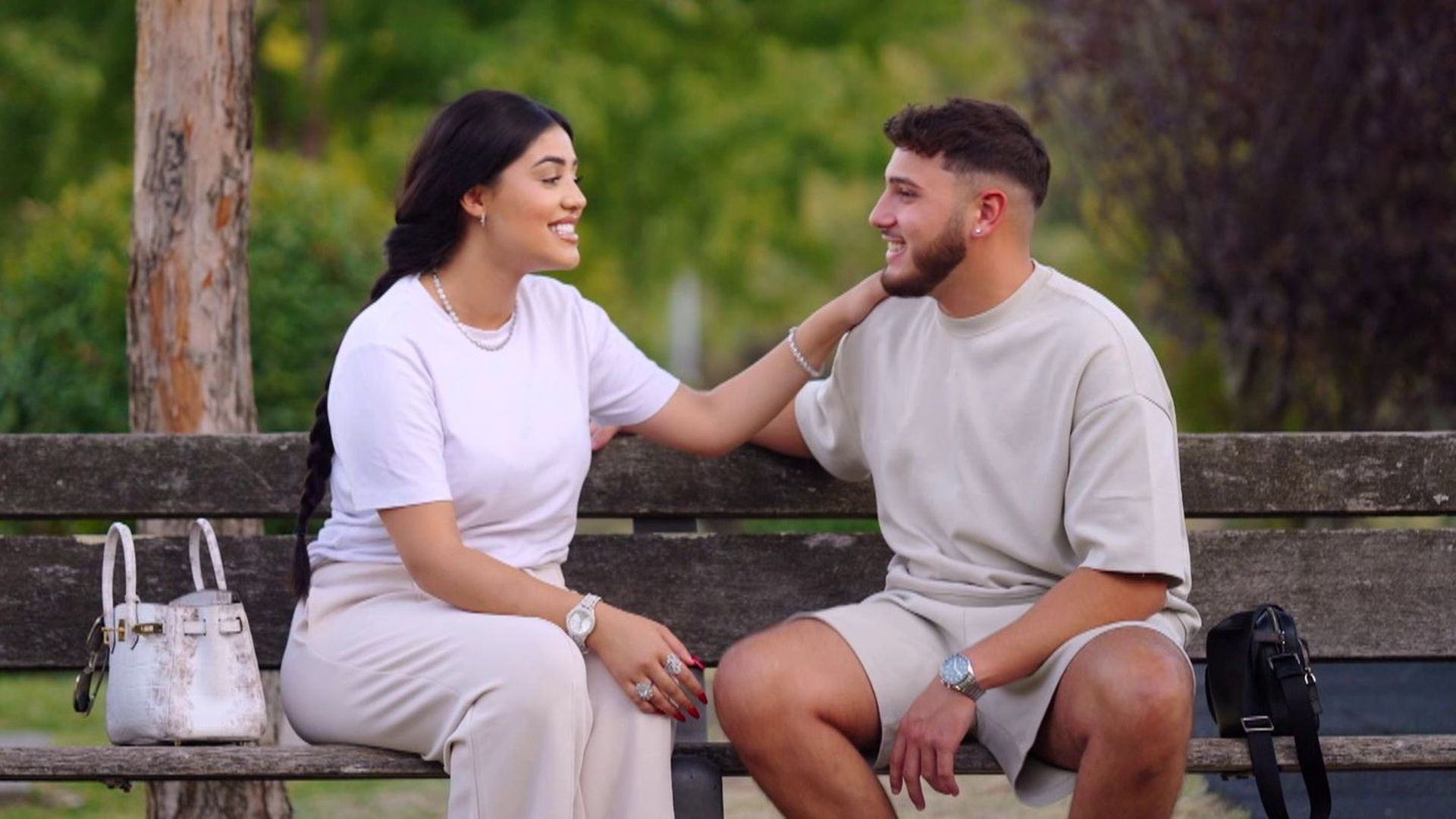 La tierna conversación entre Juan y Graciela en 'Los Gipsy Kings': "Me has tirado una flecha de Cupido"