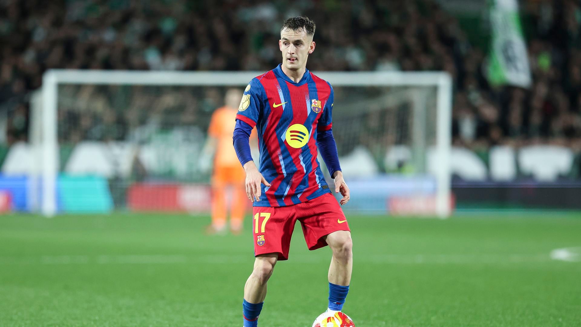 Marc Casadó durante un partido del Barcelona