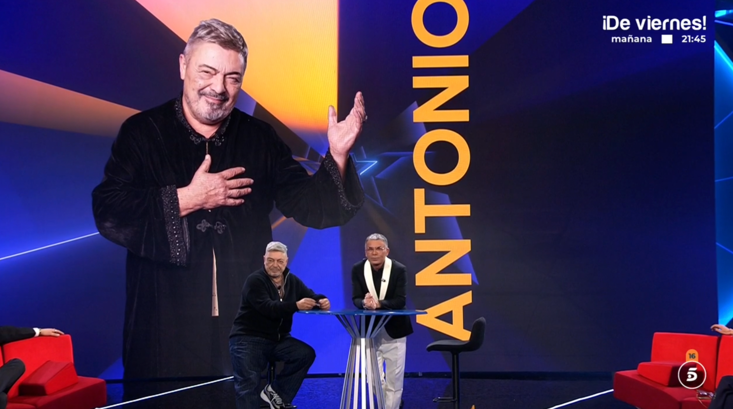 Antonio Canales, en plató