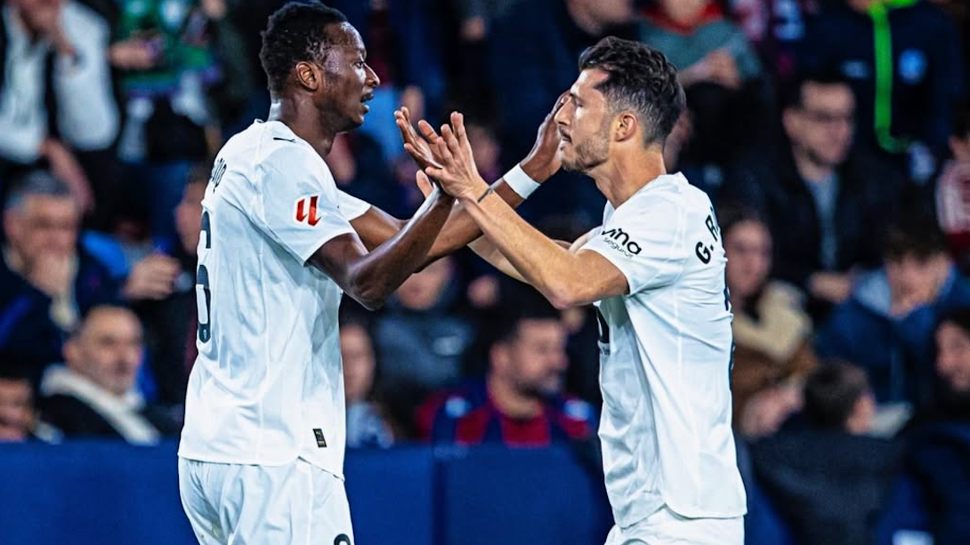 Guido y Sadiq en el derbi