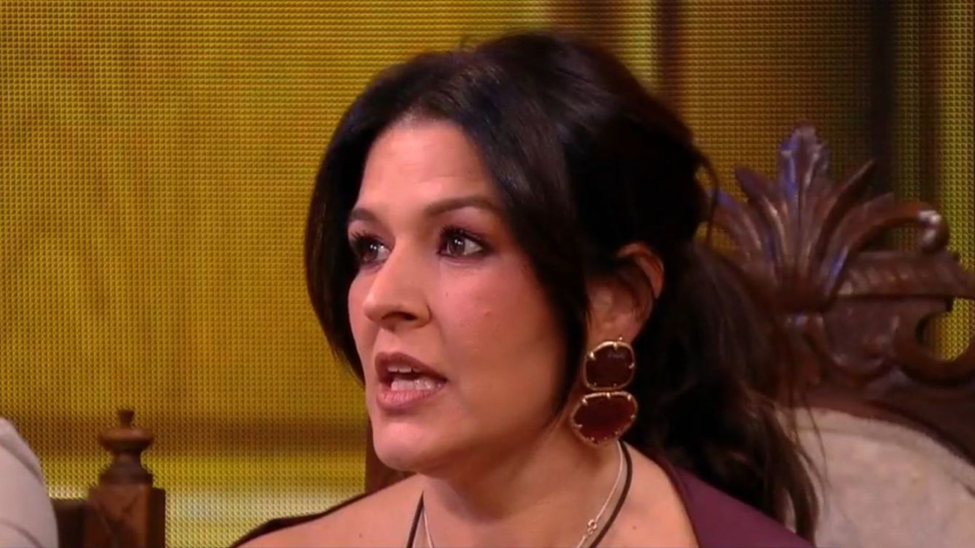 La madre de Sandra reacciona a los gritos de la concursante en su reencuentro con Juanpi: "No me gusta"