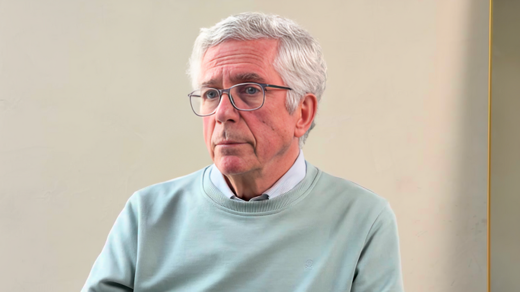 ¿Pueden los relojes inteligentes ayudar a detectar problemas del corazón? El cardiólogo Miguel Ángel Cobos Gil responde