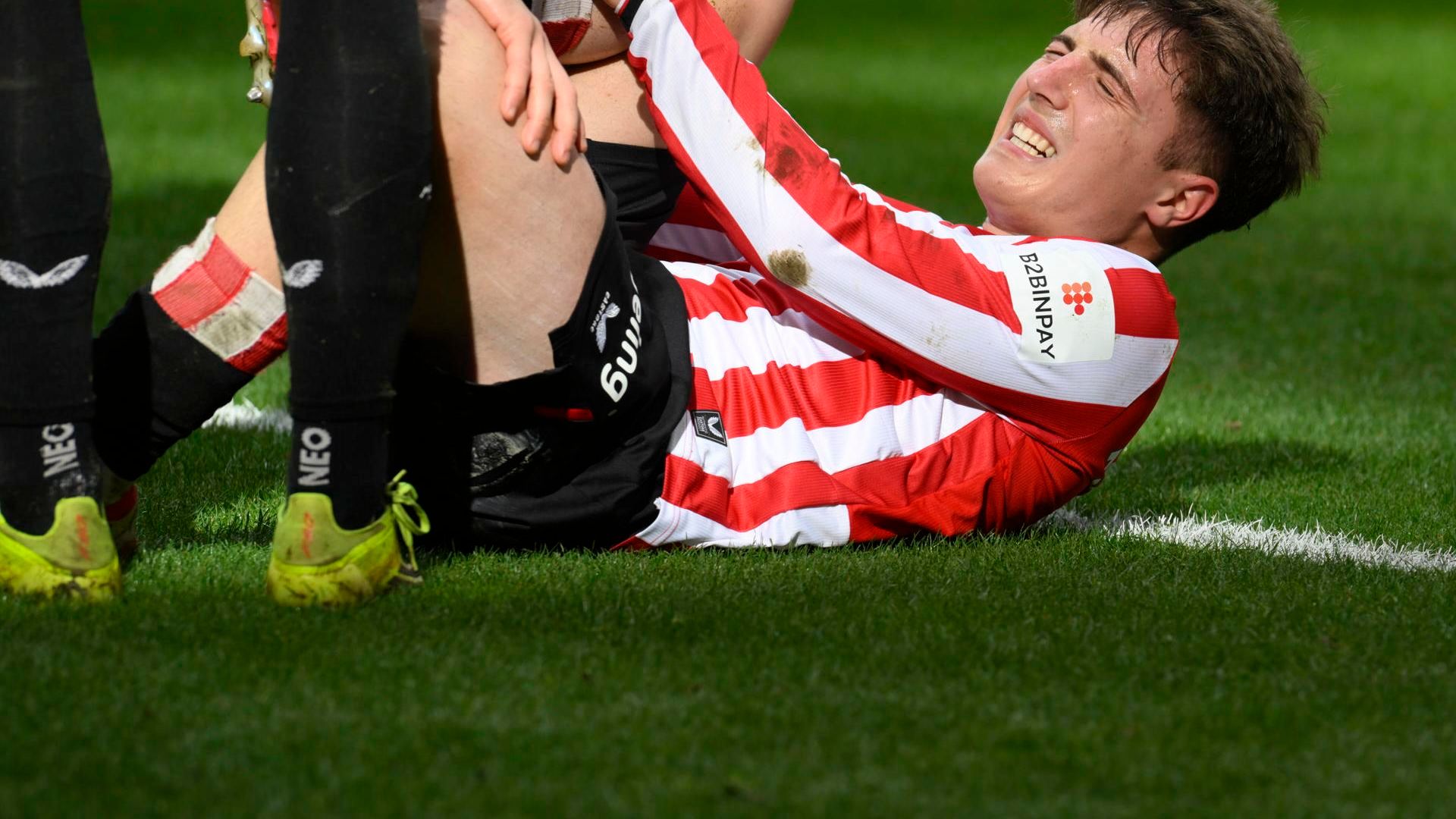 Mikel Jauregizar se hizo daño ante el Real Oviedo en el Carlos Tartiere