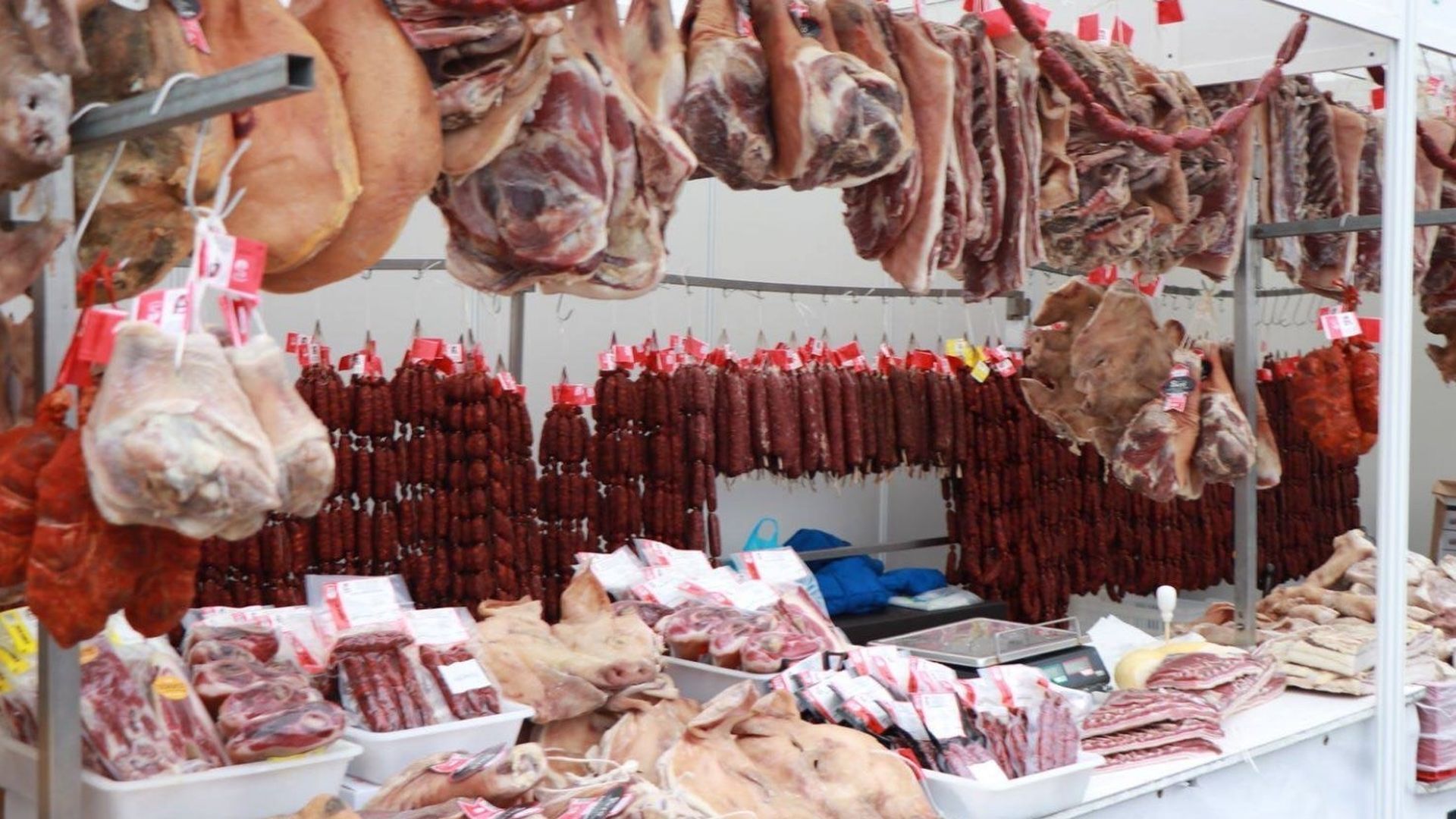 Puesto de ingredientes del cocido