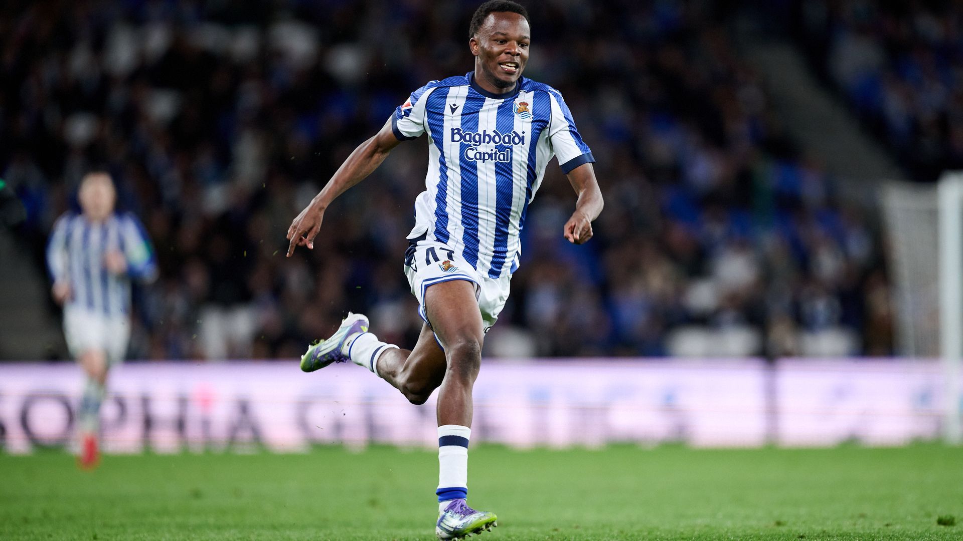 Job Ochieng, con el primer equipo de la Real Sociedad Job Ochieng, con el primer equipo de la Real Sociedad