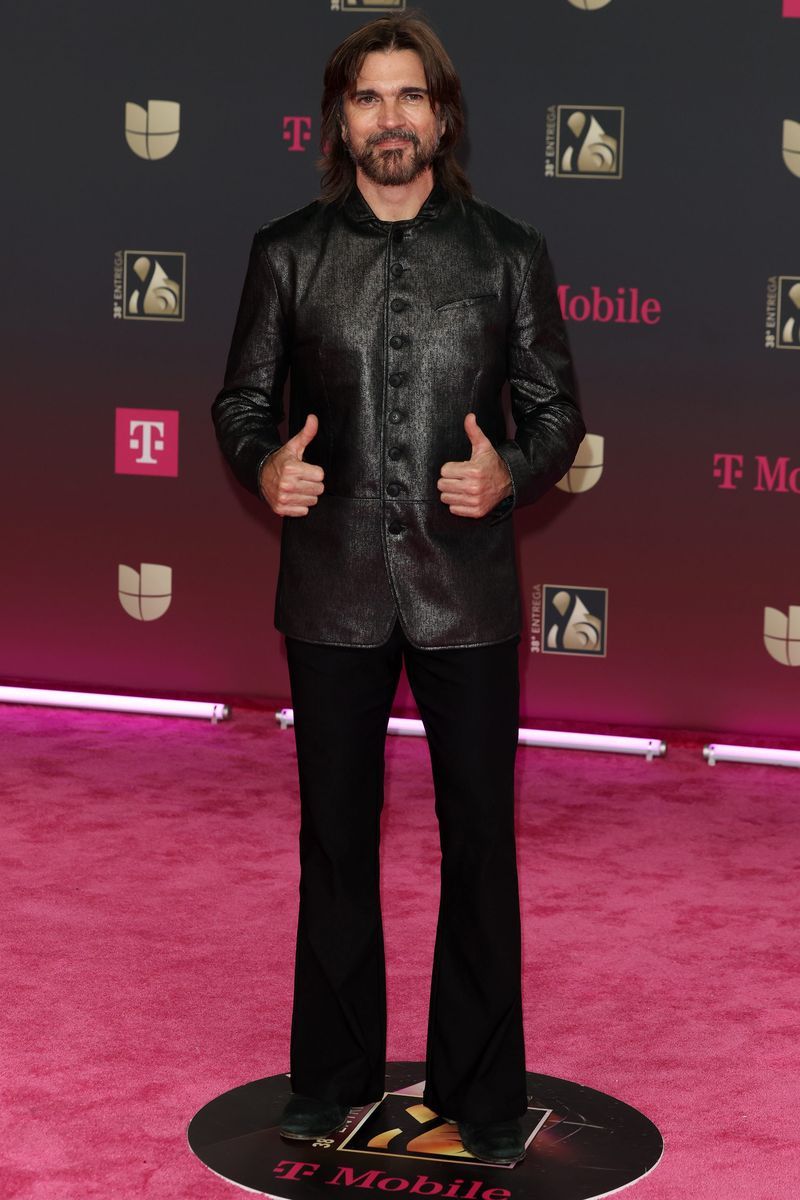 Juanes, en la alfombra roja de los Premios Lo Nuestro 2026