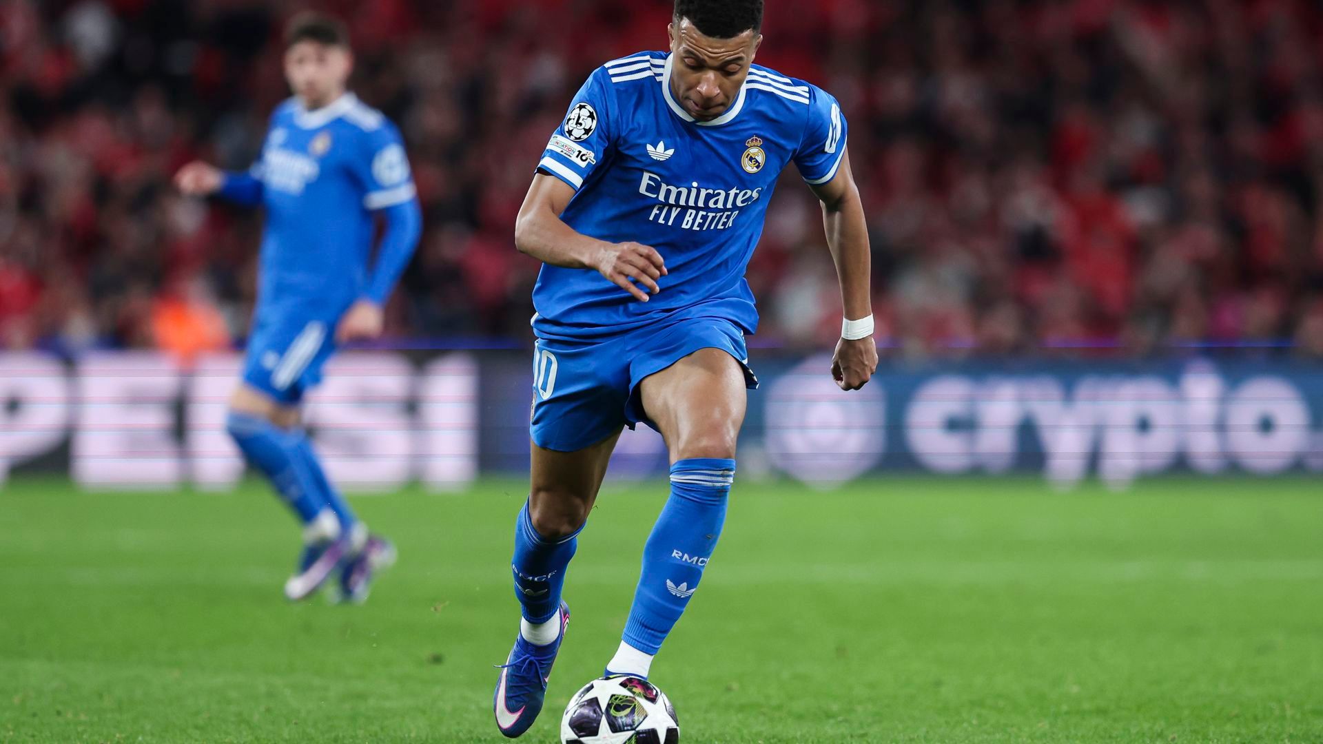 Kylian Mbappé jugando en el último partido con el Real Madrid Kylian Mbappé jugando en el último partido con el Real Madrid