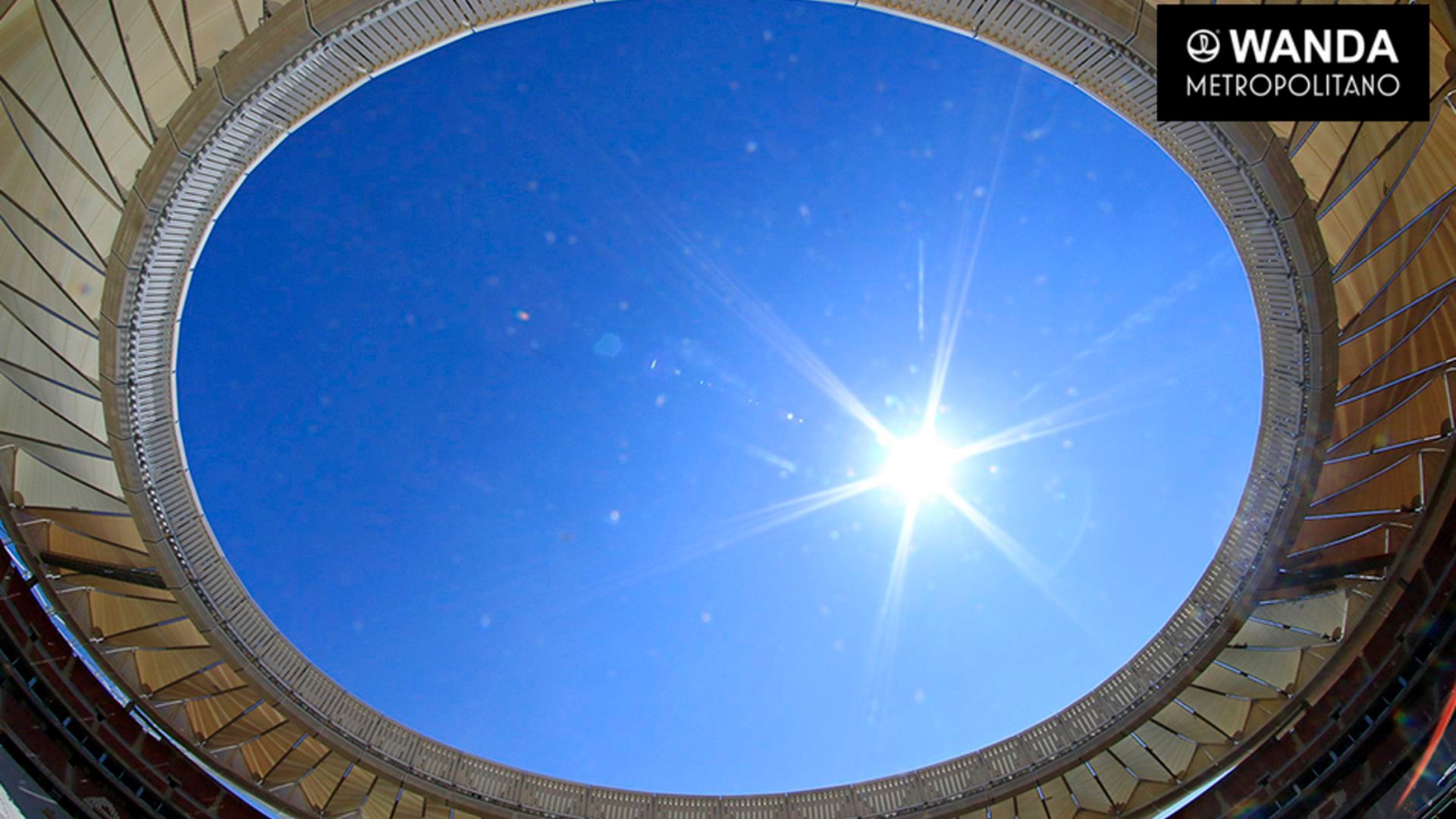La cubierta del Metropolitano es similar a la del Nou Mestalla