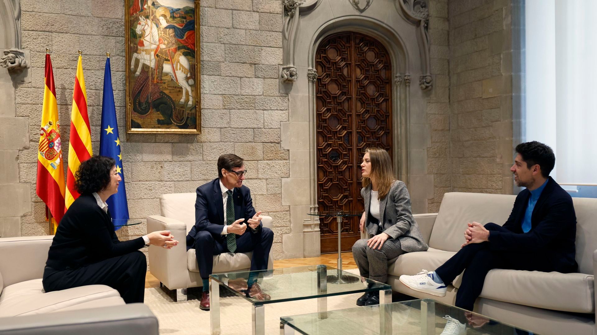 La Generalitat prohíbe las 'compras especulativas'