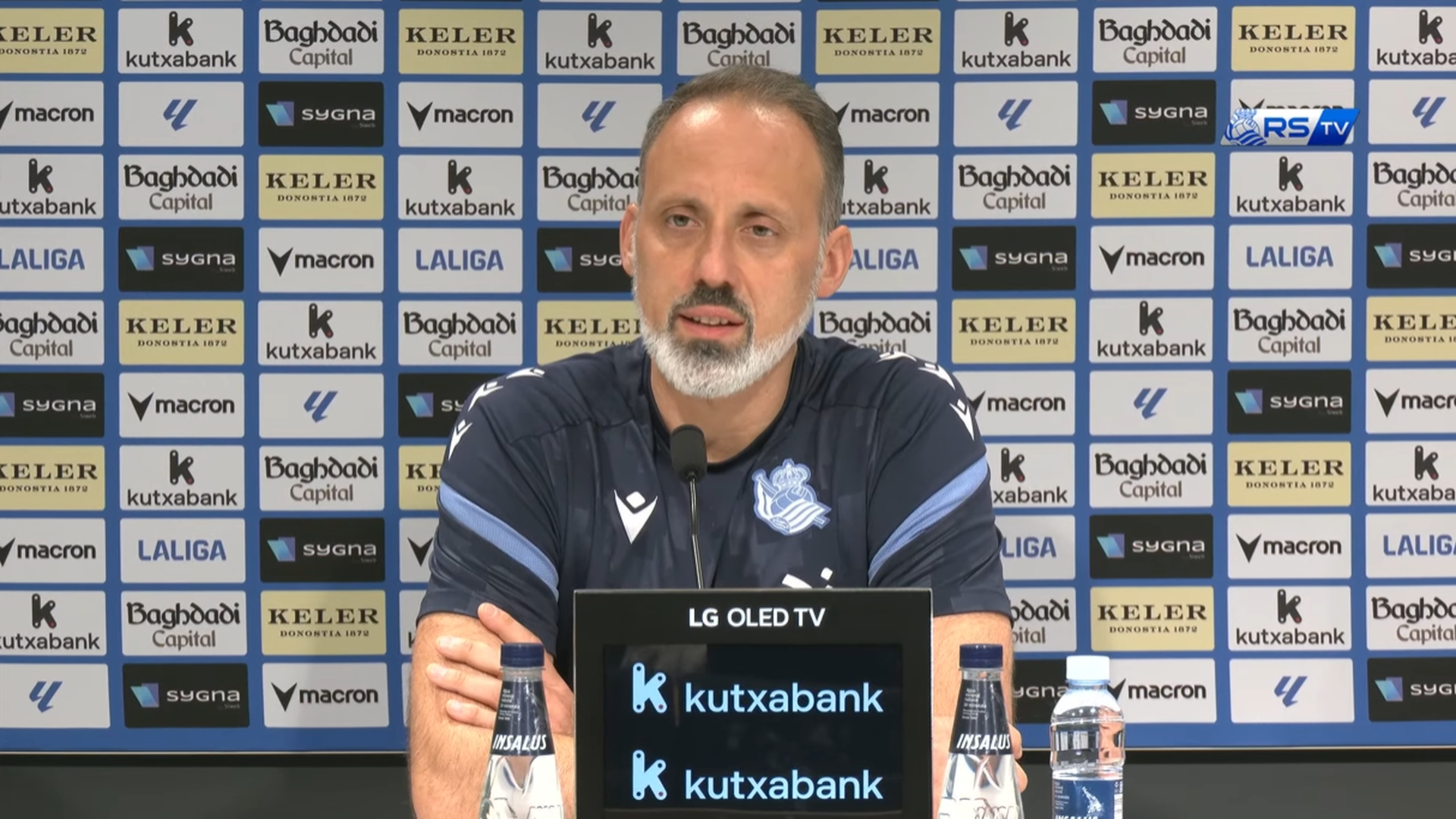 Rino en sala de prensa Rino en sala de prensa