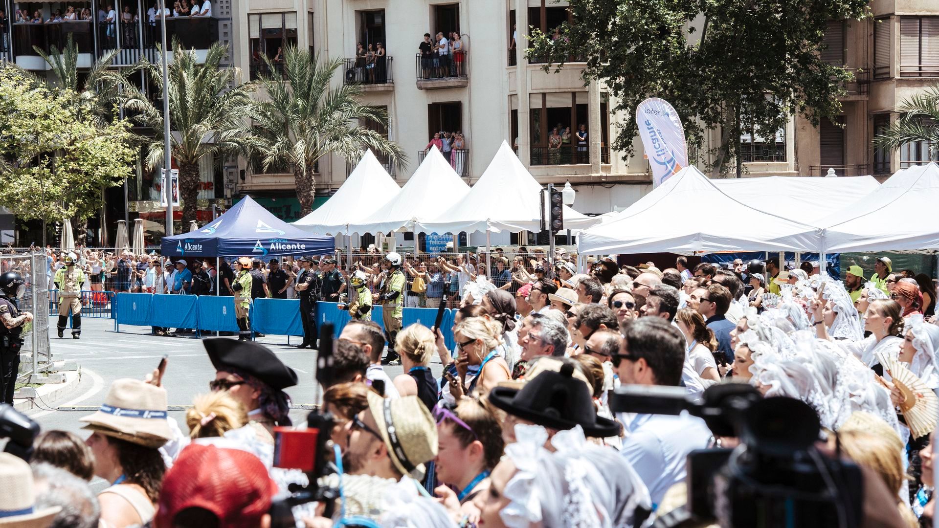 Una imagen de una mascletá en Valencia Una imagen de una mascletá en Valencia