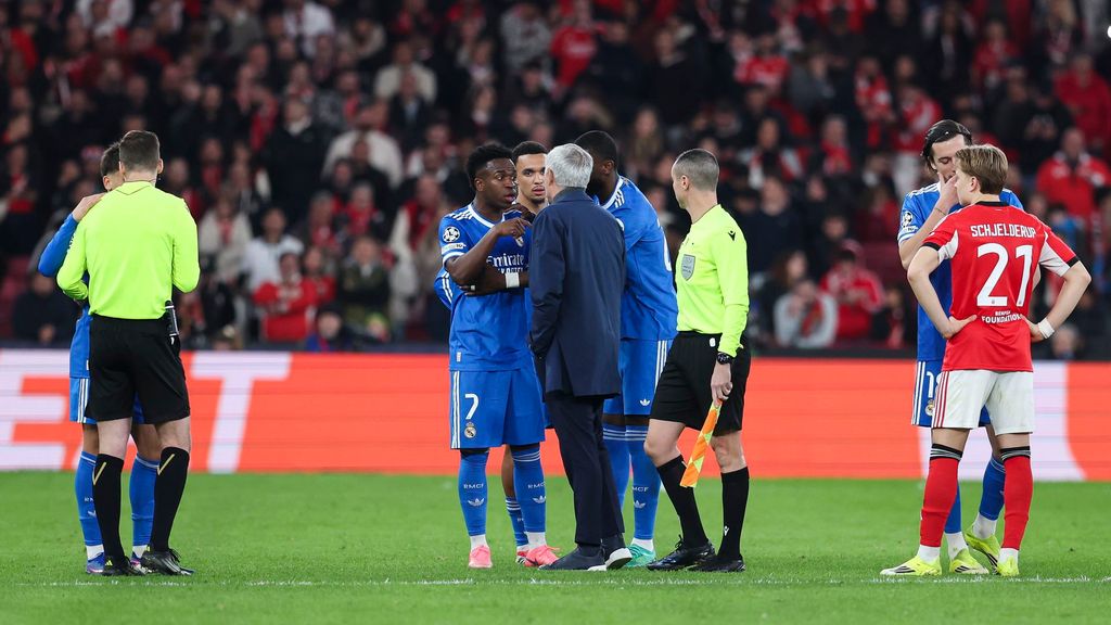 Manu Carreño explica por qué el Real Madrid no se retiró del partido contra el Benfica: "Sienten que hicieron bien"