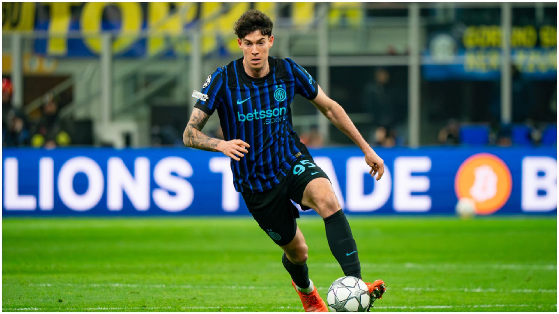 Alessandro Bastoni, defensa del Inter de Milán