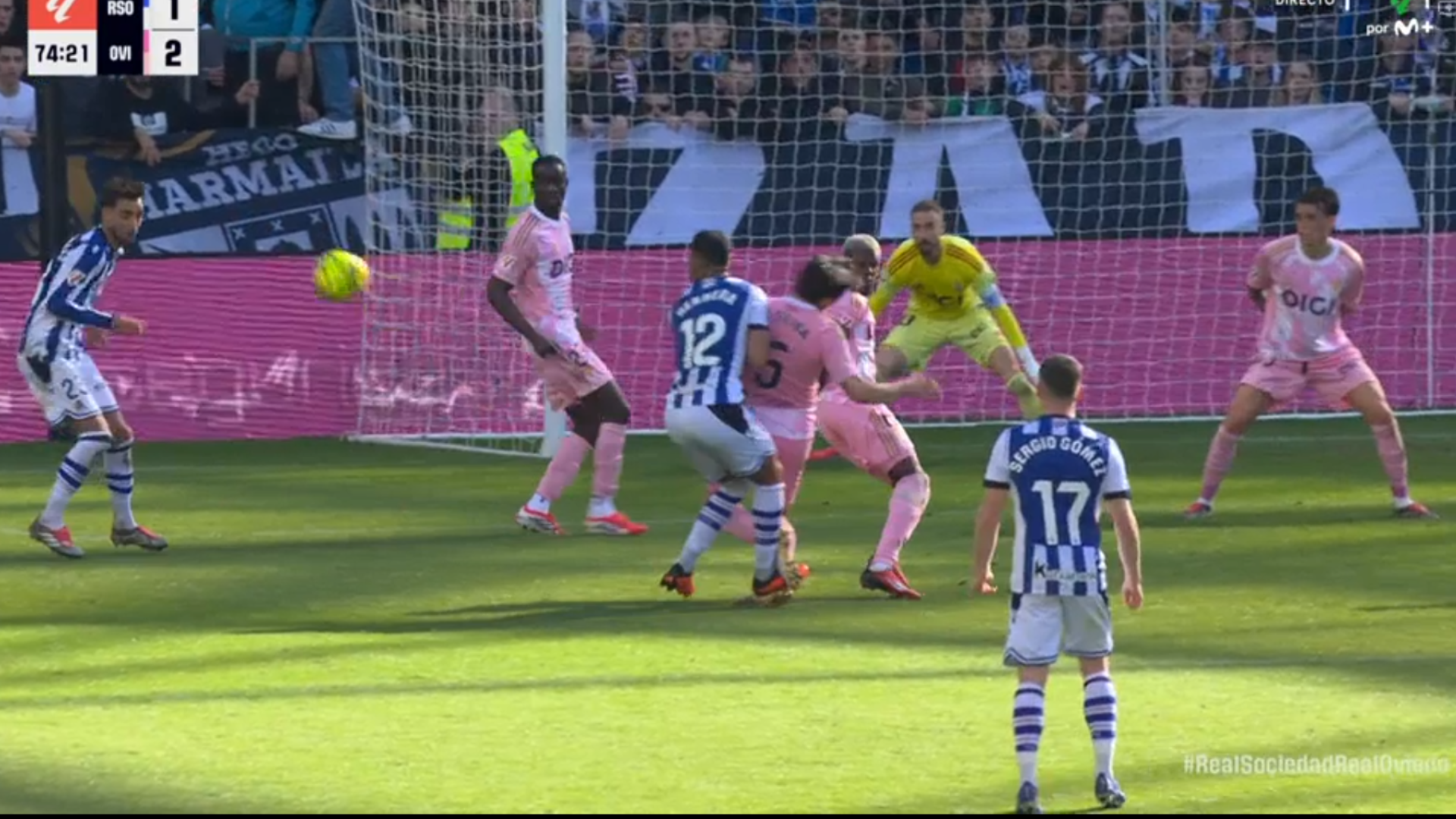 La entrada de Yangel Herrera a Alberto Reina