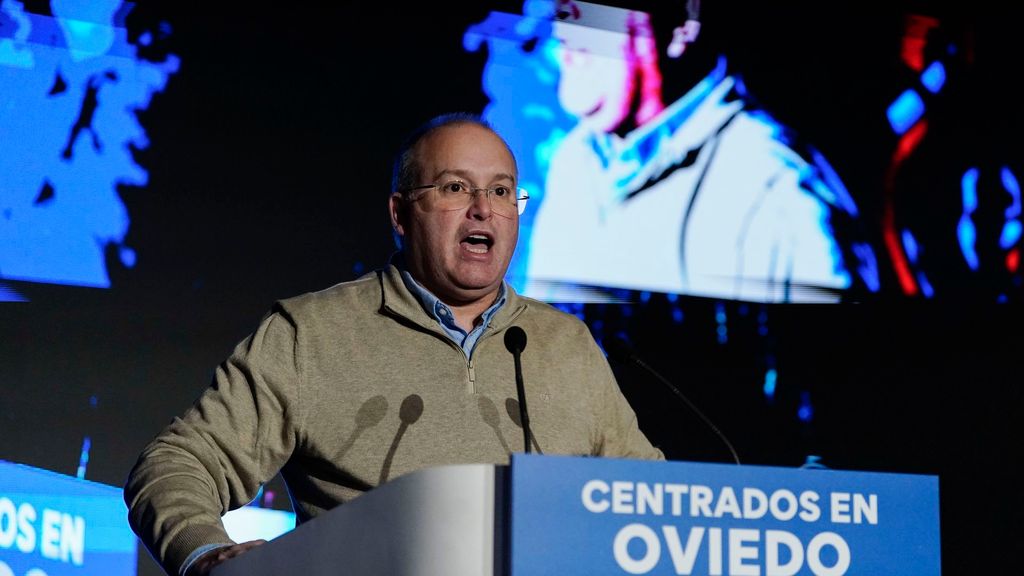 Miguel Tellado critica el nuevo "reality show de la izquierda" y propone que se unan con el nombre de "Flotar"