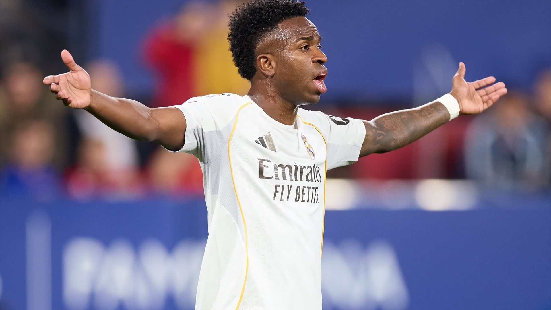 Vinicius Jr. protesta en el Osasuna-Real Madrid