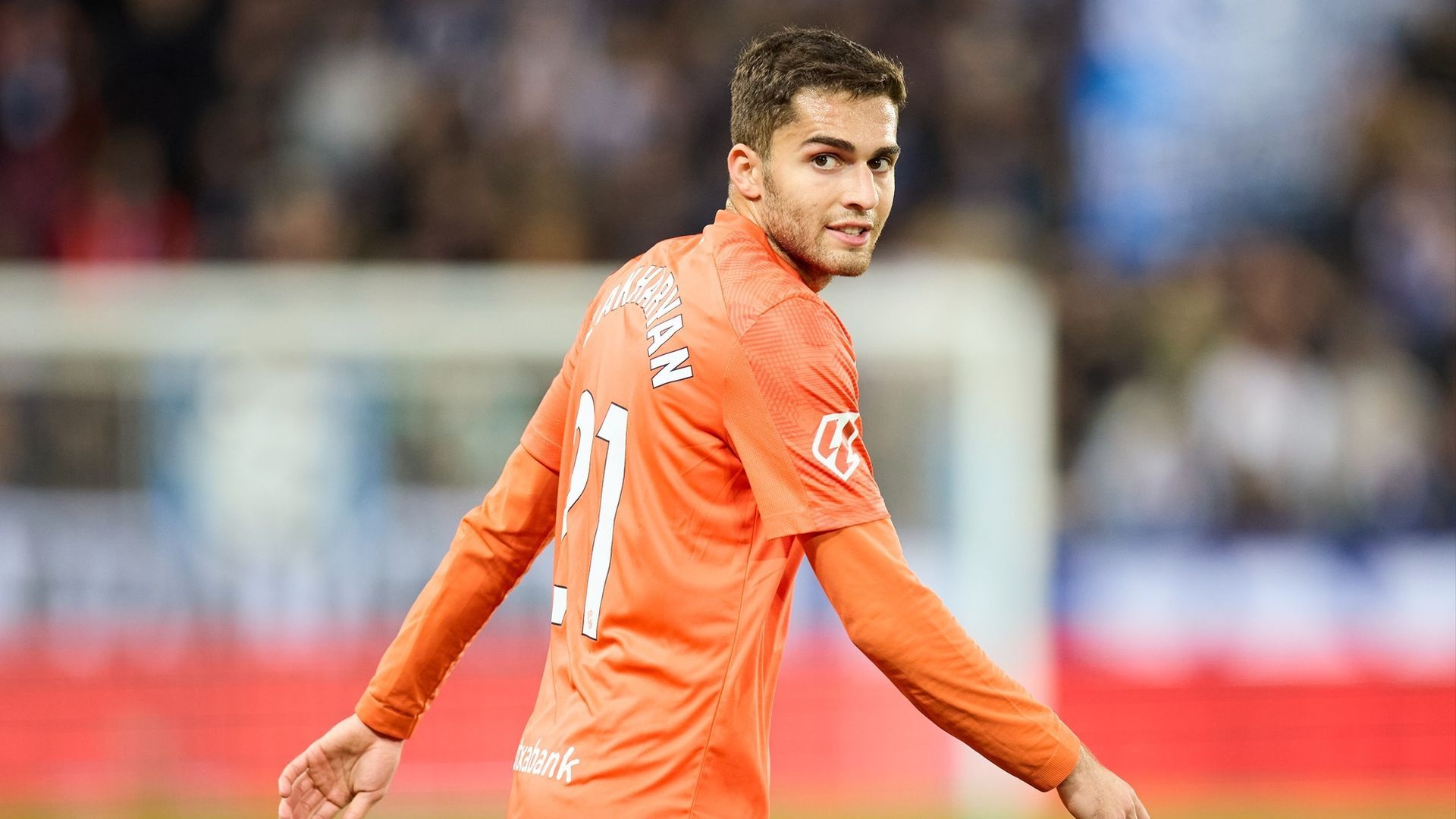 Arsen Zakharyan, en un partido con la Real Sociedad