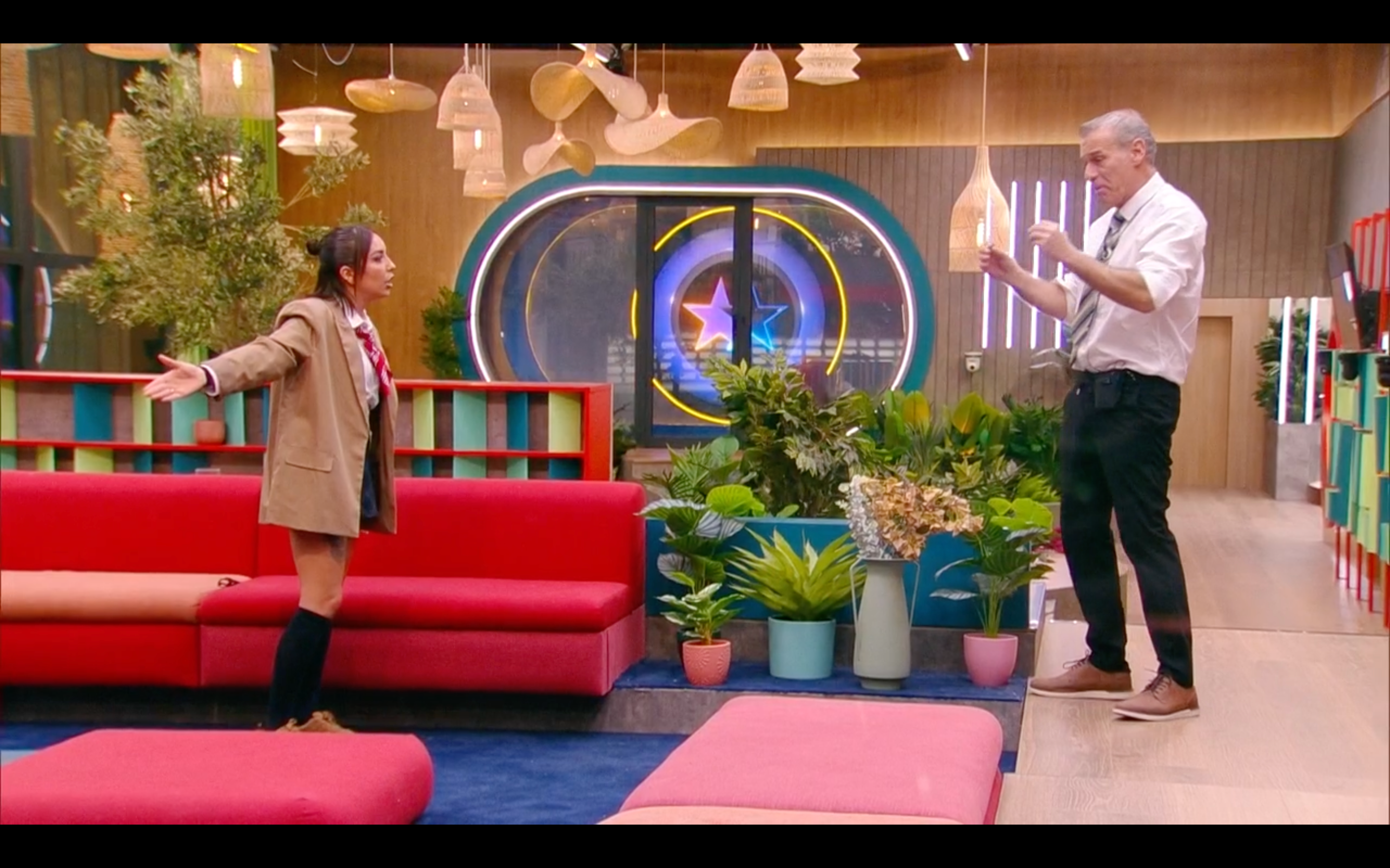 Carlos y Anita discuten