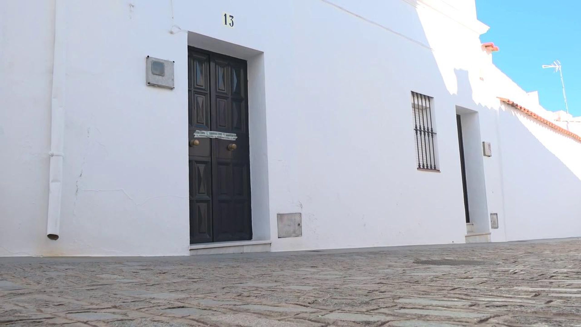 Hallan sin vida a un matrimonio de 90 años en Cazalla de la Sierra, Sevilla, por posible inhalación de humo