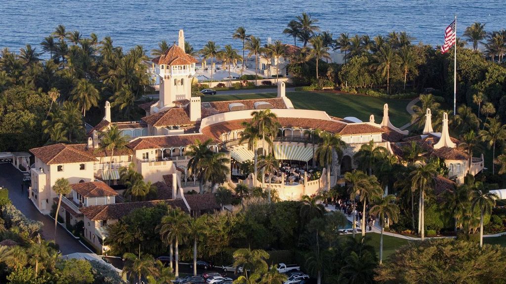Así ha sido el momento en el que han abatido a un joven que intentó entrar en la residencia de Donald Trump en Mar-a-Lago, Florida