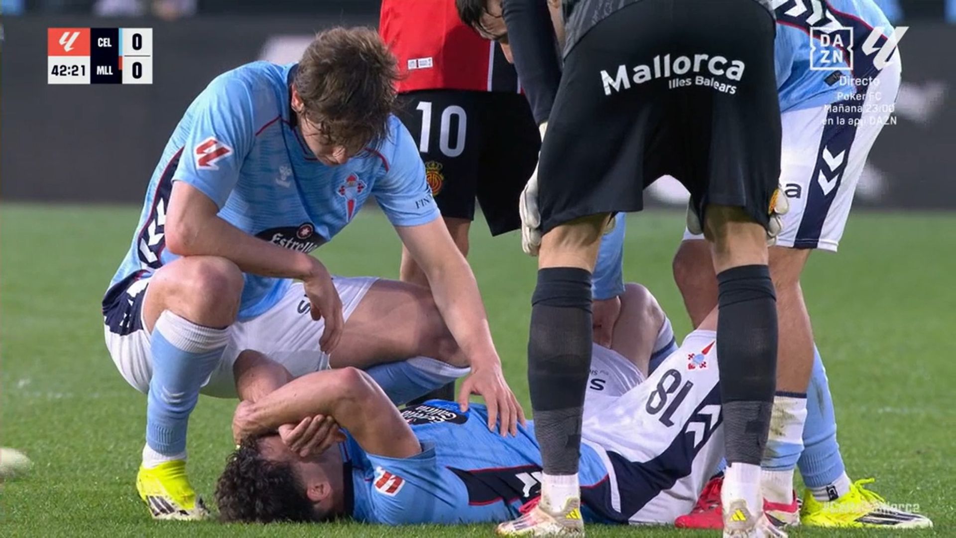 Pablo Durán, en el suelo tras lesionarse