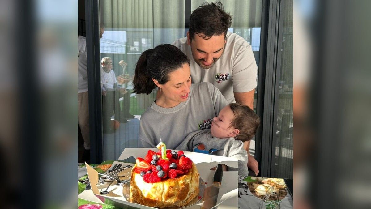 Dani celebra su primer cumpleaños junto a sus padres y su familia