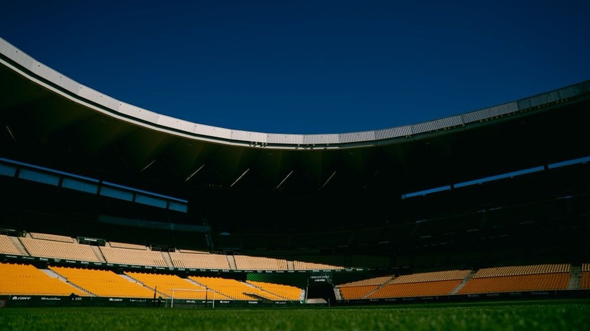 El Estadio de La Cartuja acogerá su primer derbi El Estadio de La Cartuja acogerá su primer derbi