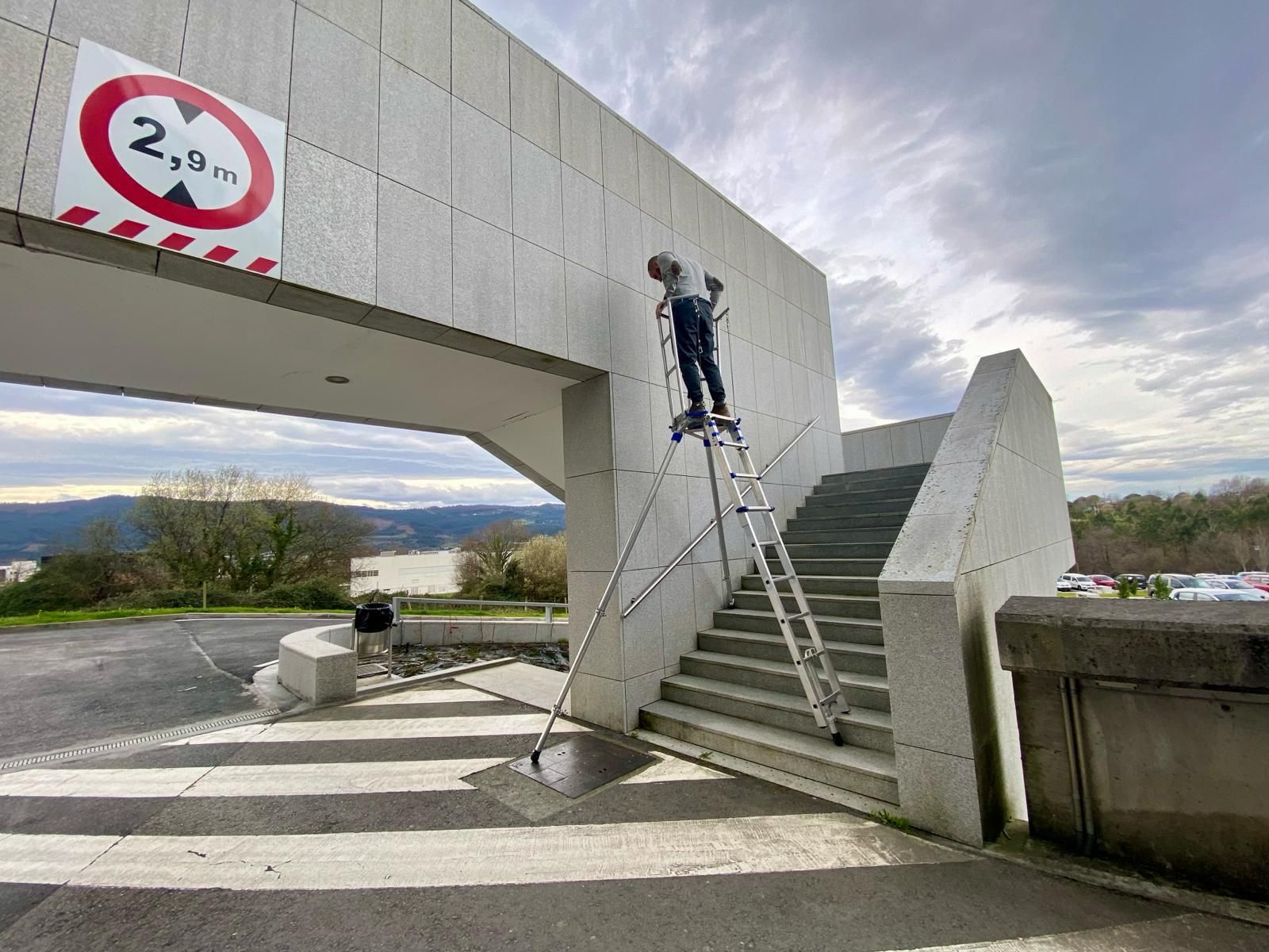 El sistema modular permite ampliar de cuatro a 16 los peldaños hasta alcanzar una altura máxima de 6,2 metros