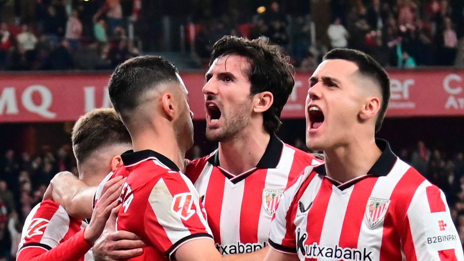 Los leones celebran en San Mamés la tercer victoria consecutiva Los leones celebran en San Mamés la tercer victoria consecutiva