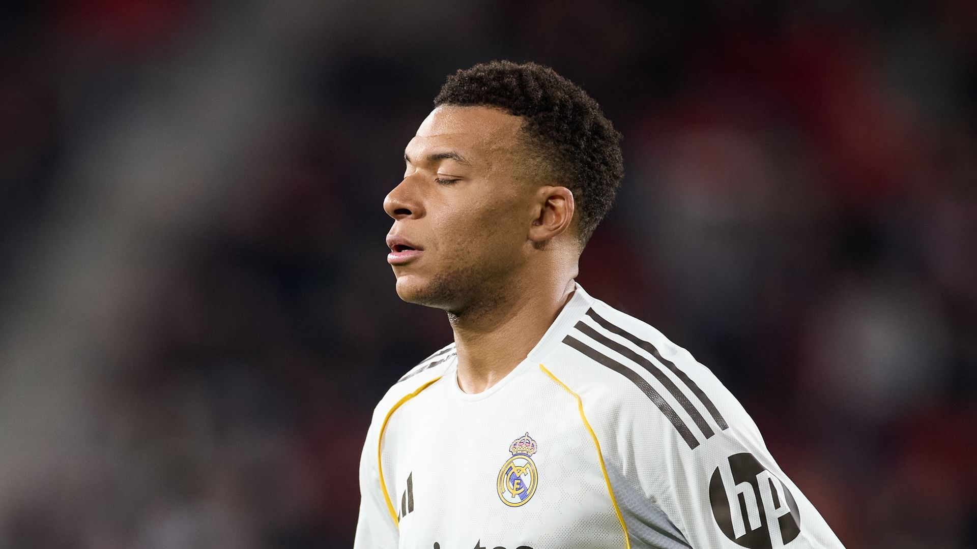 Mbappé durante el partido contra Osasuna