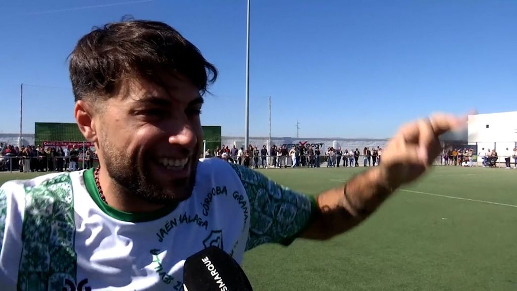 Montoya, el nuevo 'talismán' del Betis, desvela los mensajes de los jugadores antes del derbi