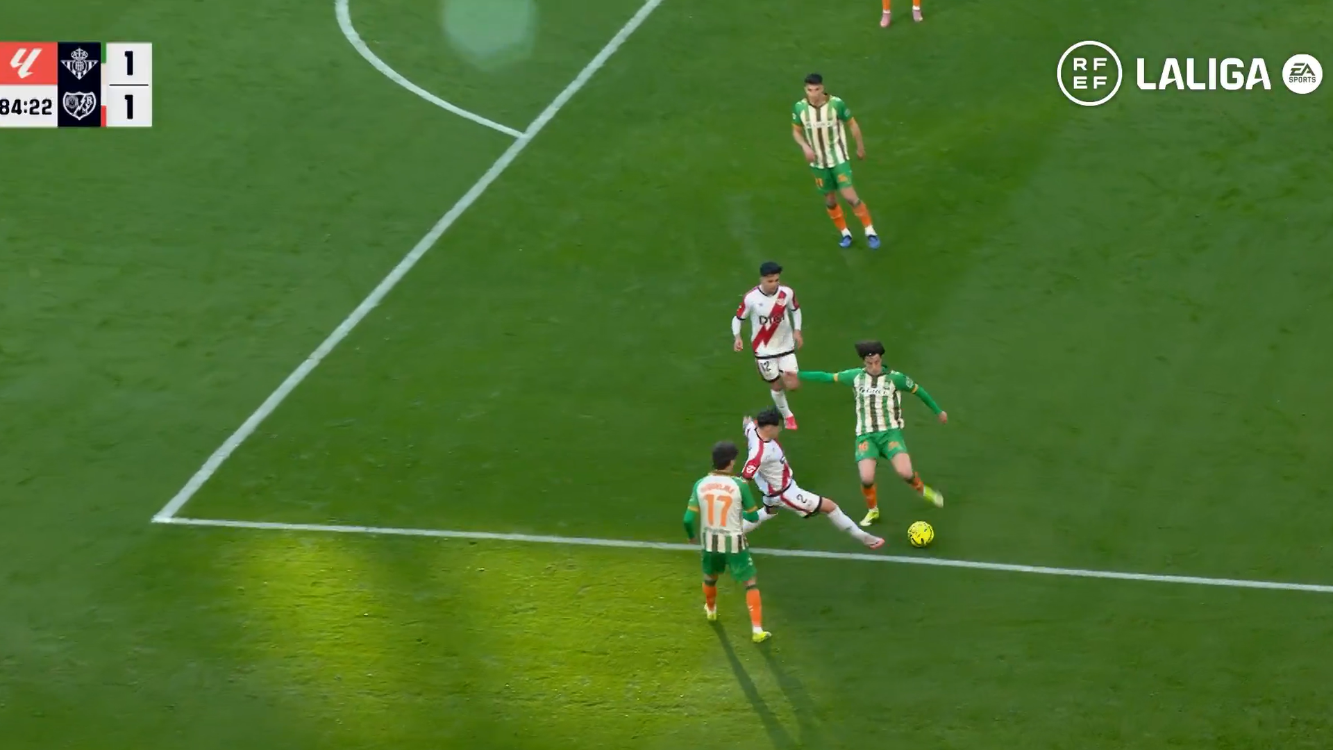 Acción de Valentín Gómez en el Betis-Rayo Acción de Valentín Gómez en el Betis-Rayo