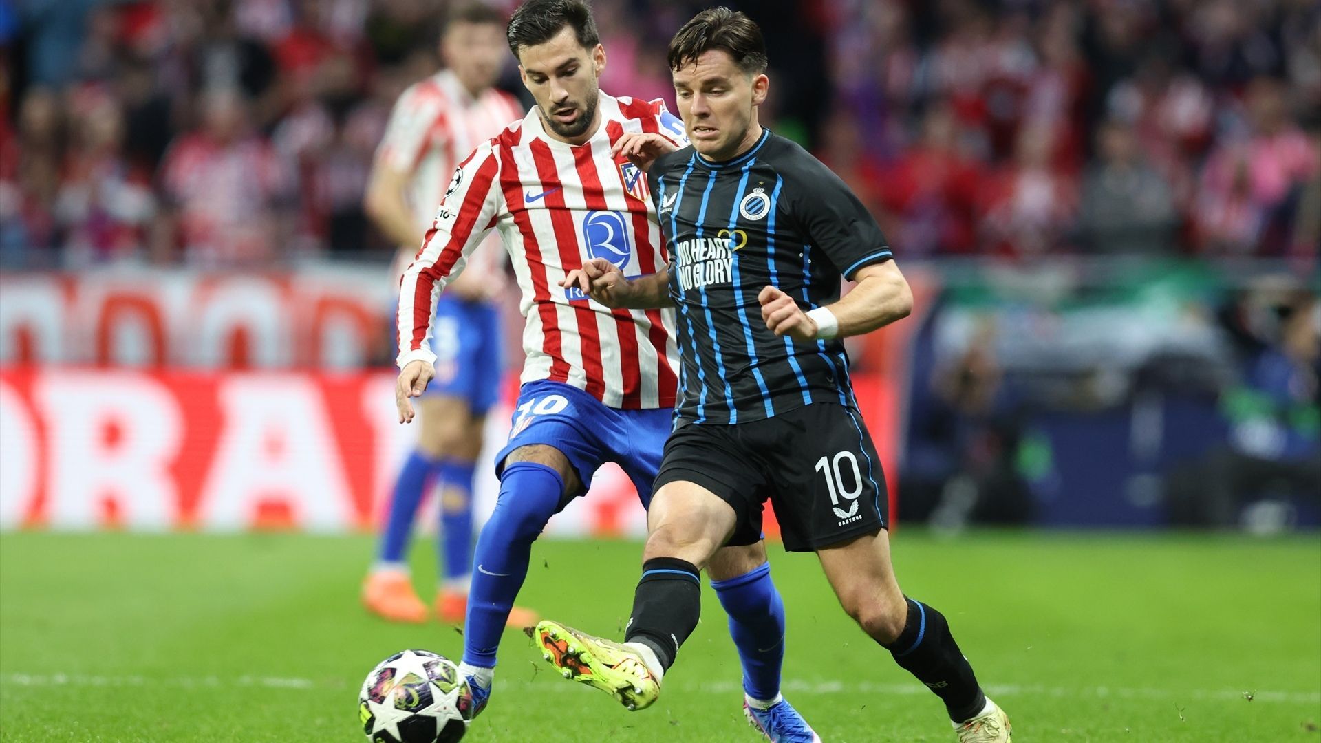 Álex Baena en el partido ante el Brujas