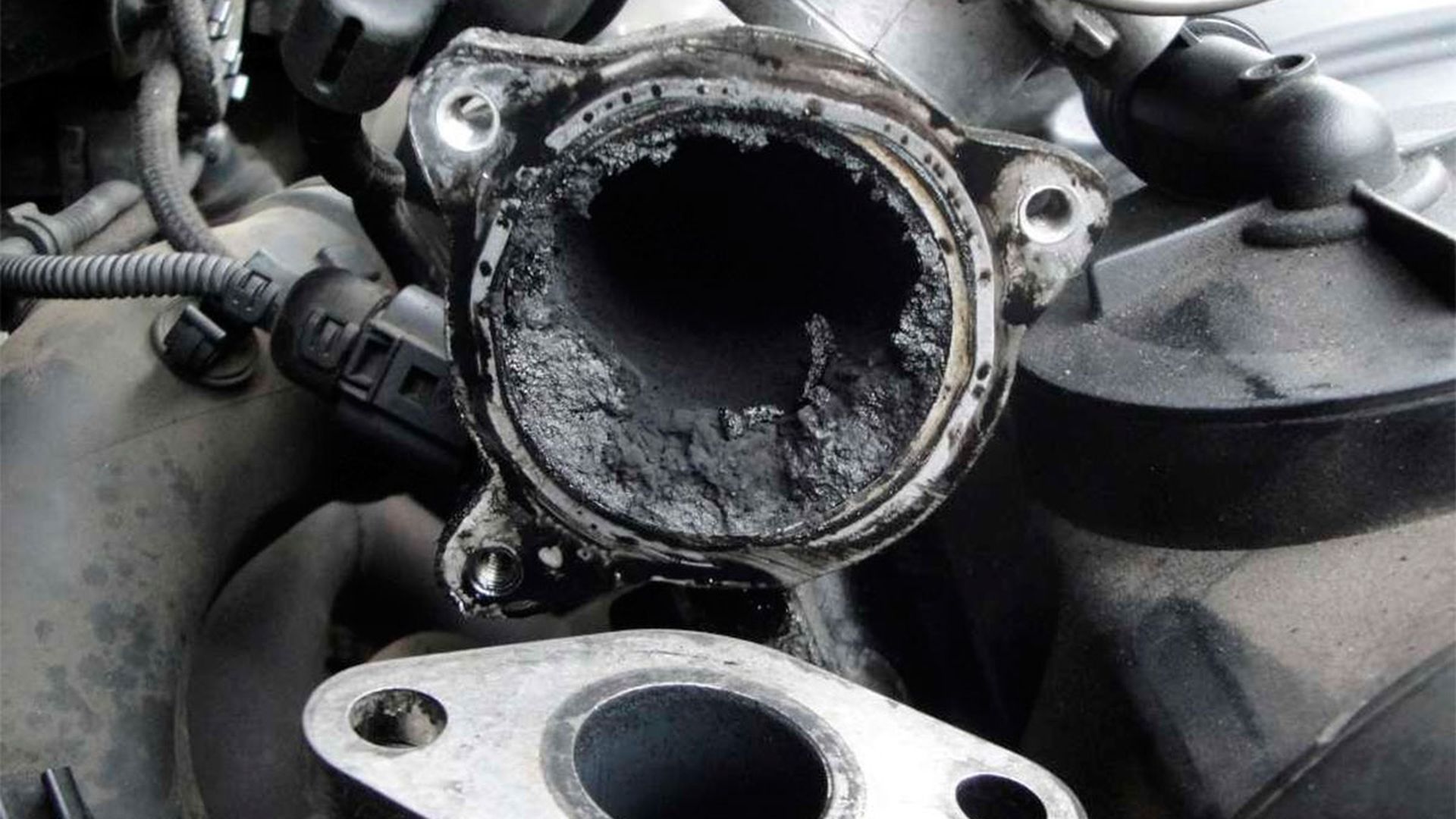 Carbonilla en el motor