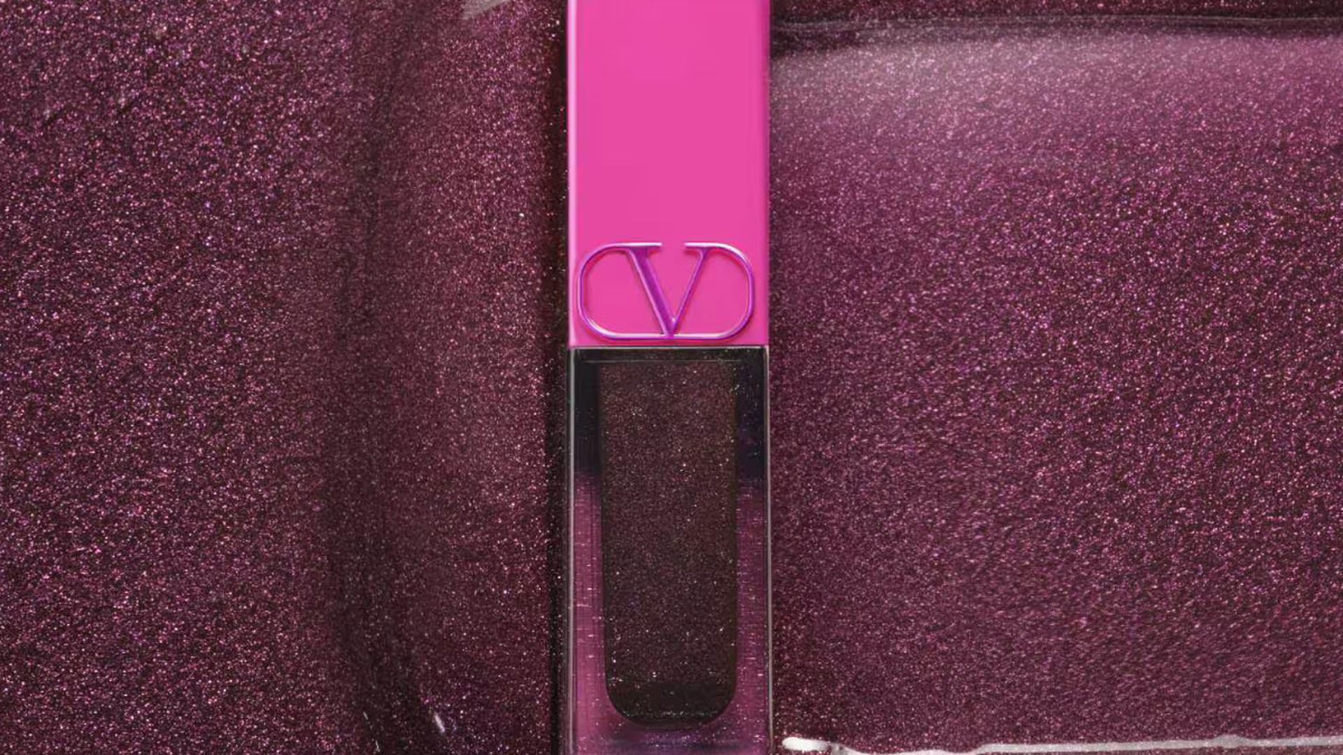 Este brillo labial de Valentino tiene ácido hialurónico y está arrasando en Sephora con un precio de risa Este brillo labial de Valentino tiene ácido hialurónico y está arrasando en Sephora con un precio de risa