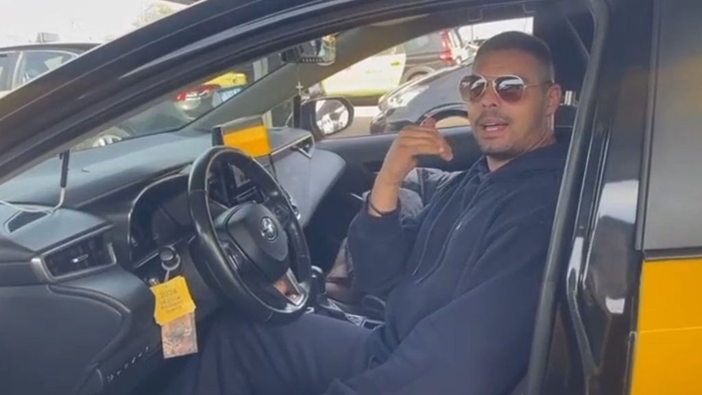 Jesule, el taxista de Barcelona que lo da todo con la música