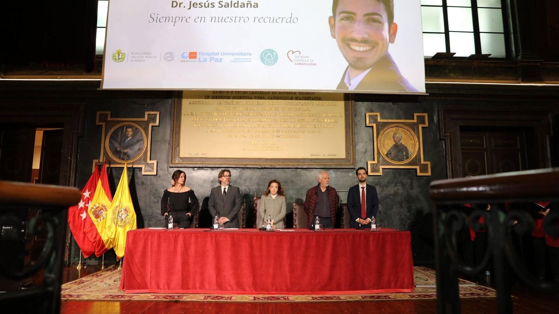 La consejera de Sanidad de la Comunidad de Madrid, Fátima Matute, preside el homenaje póstumo a Jesús Saldaña La consejera de Sanidad de la Comunidad de Madrid, Fátima Matute, preside el homenaje póstumo a Jesús Saldaña
