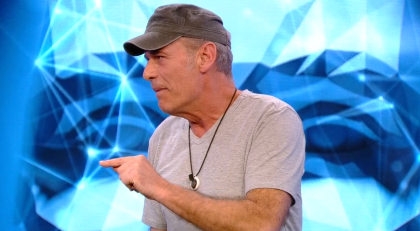 Carlos en la sala de la verdad