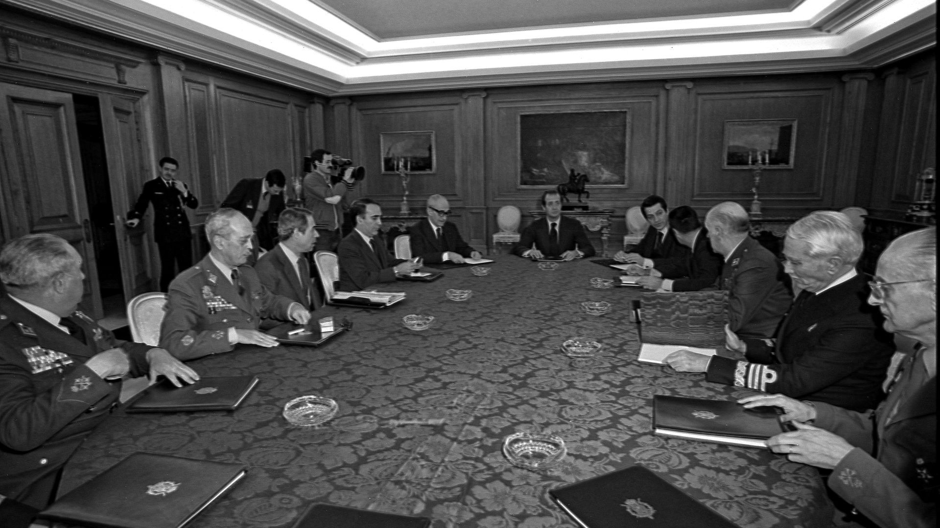 EuropaPress_3569632_24_febrero_1981_madrid_espana_rey_juan_carlos_preside_reunion_junta_defensa EuropaPress_3569632_24_febrero_1981_madrid_espana_rey_juan_carlos_preside_reunion_junta_defensa