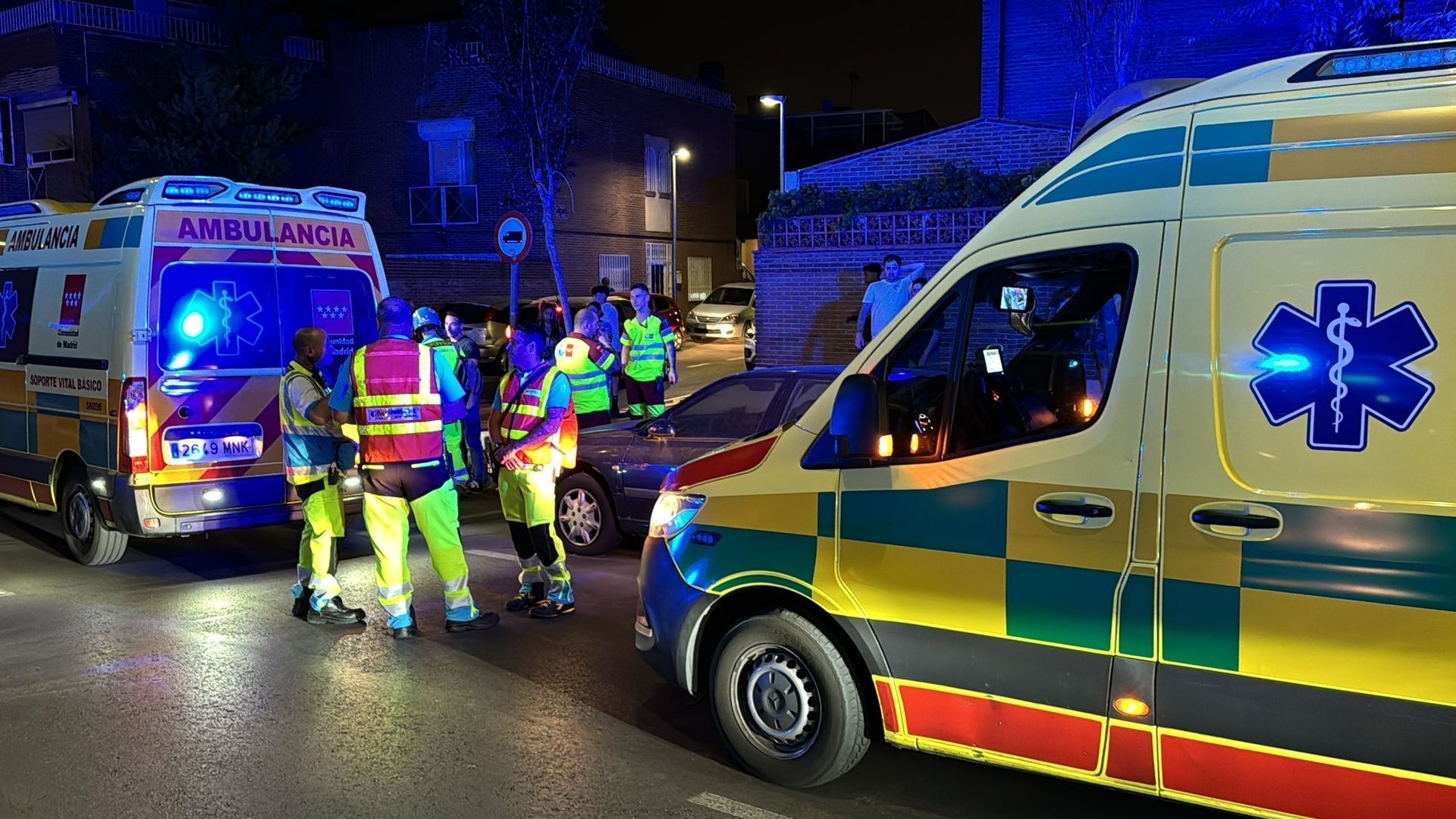 Un hombre se atrinchera en una vivienda de Torrejón de Ardoz, Madrid: está armado con una escopeta y una ballesta Un hombre se atrinchera en una vivienda de Torrejón de Ardoz, Madrid: está armado con una escopeta y una ballesta
