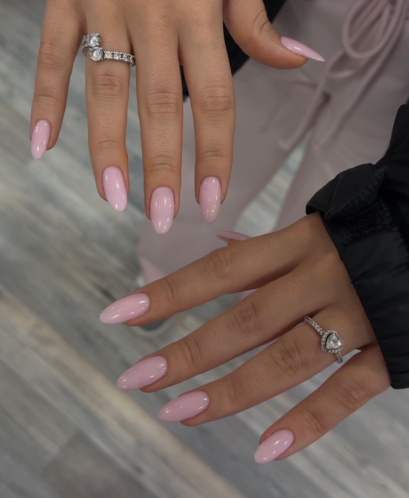 Clean Nails, por Marta Nieto