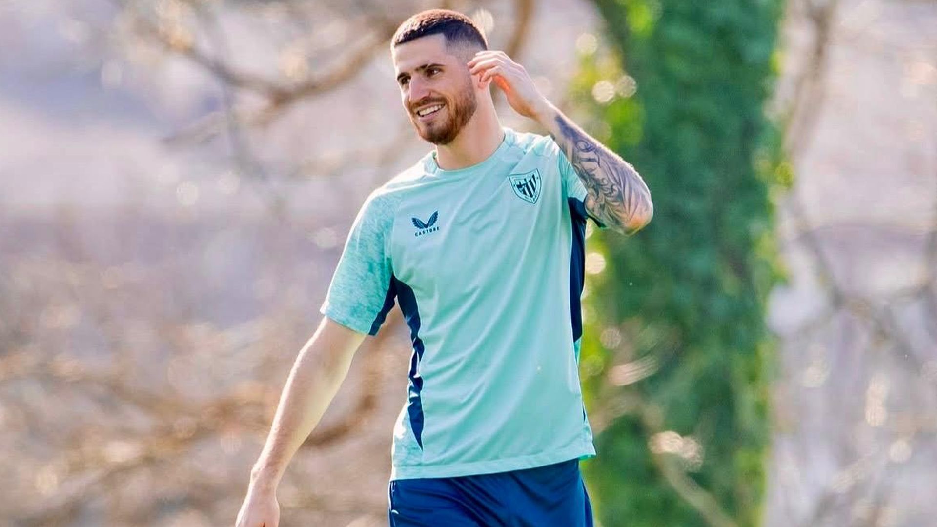 El 'Ciervo' de Mendillorri Oihan Sancet en un entrenamiento en Lezama