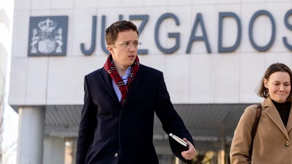 La nueva denunciante contra Errejón siguió en contacto con el político hasta un año después de la supuesta agresión sexual