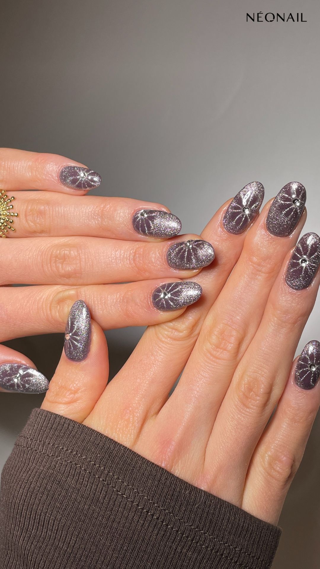 Manicura cat eye flowers