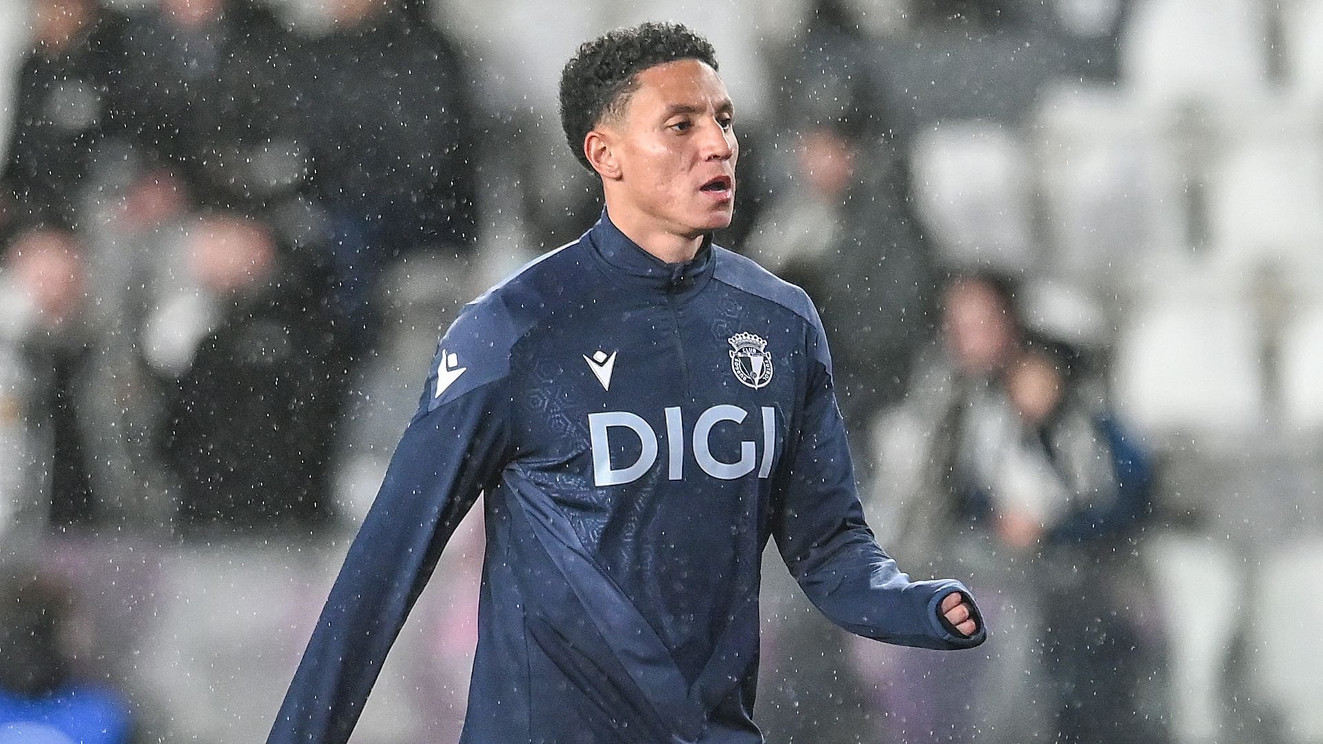 Mateo Mejía en un encuentro con el Burgos Mateo Mejía en un encuentro con el Burgos