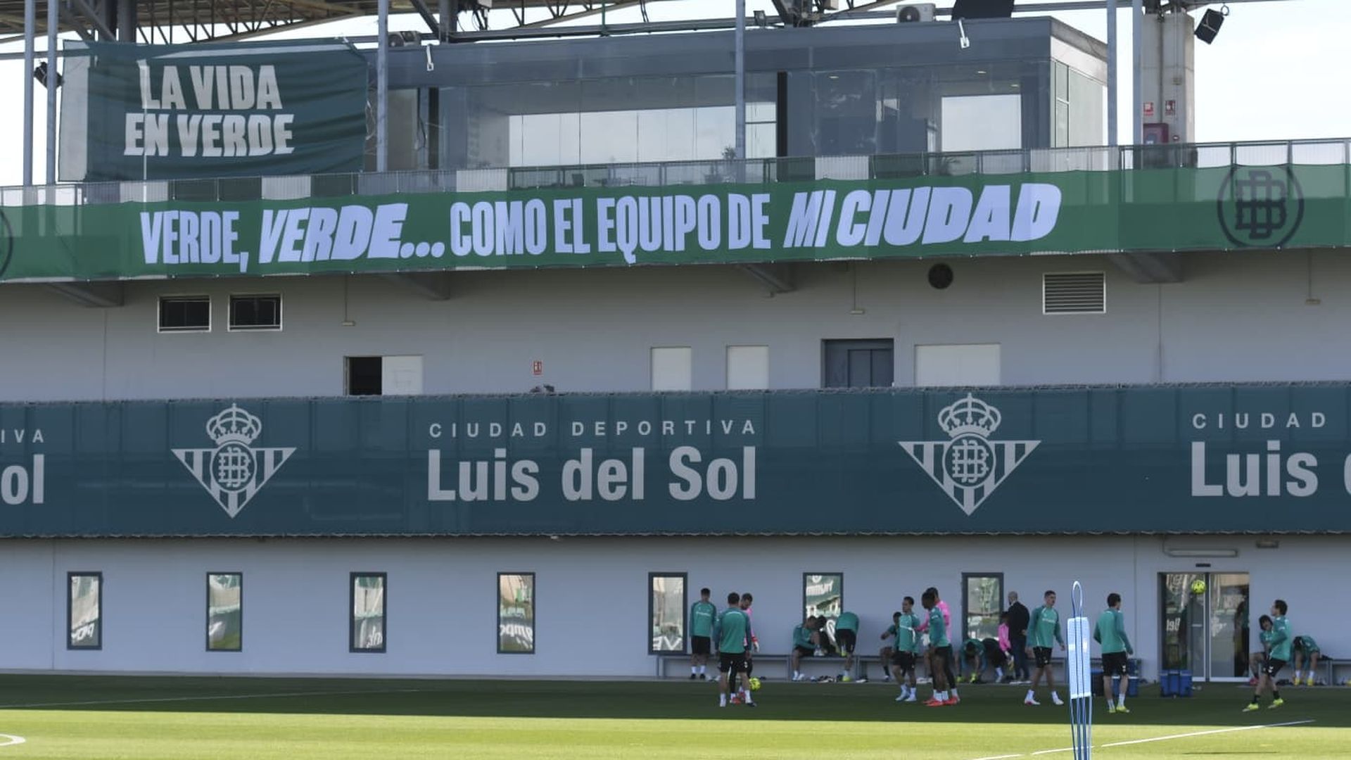 Una de las pancartas de ánimo a la plantilla