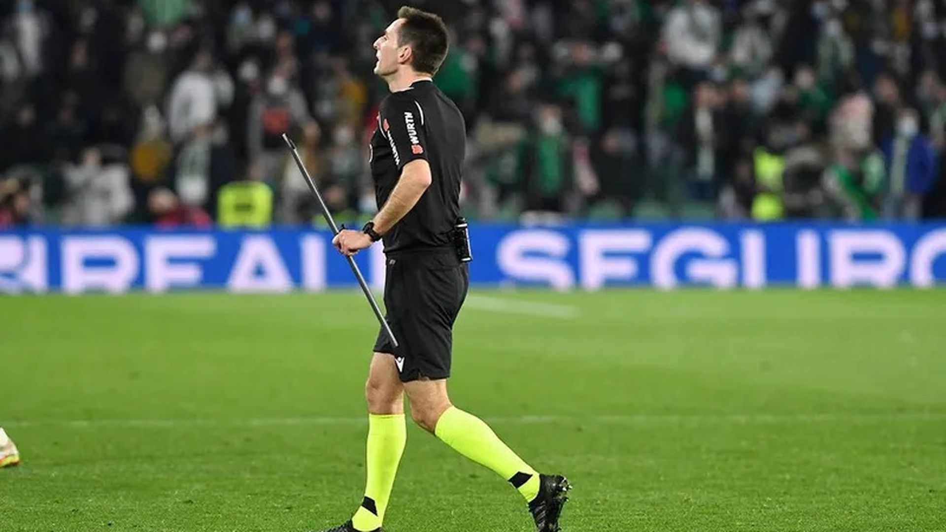 De Burgos Bengoetxea, en el 'derbi del palo'