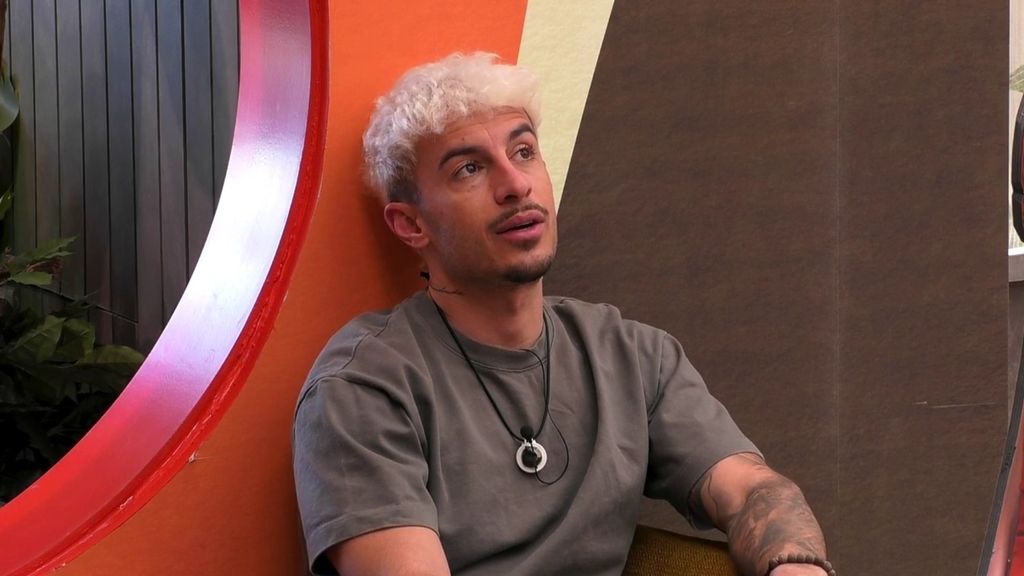 Juanpi Vega manda un mensaje a Sandra Barrios tras su expulsión de 'GH DÚO' y le lanza una propuesta: "Te invitaré a cenar"